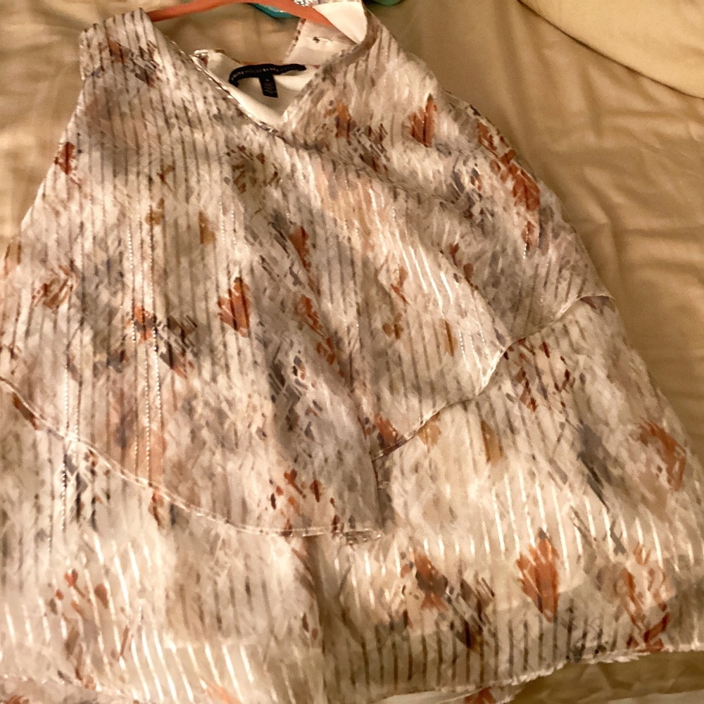 White House Black Market Woman’s Small Top